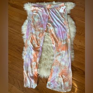NWT Wildfox intimates pants size large